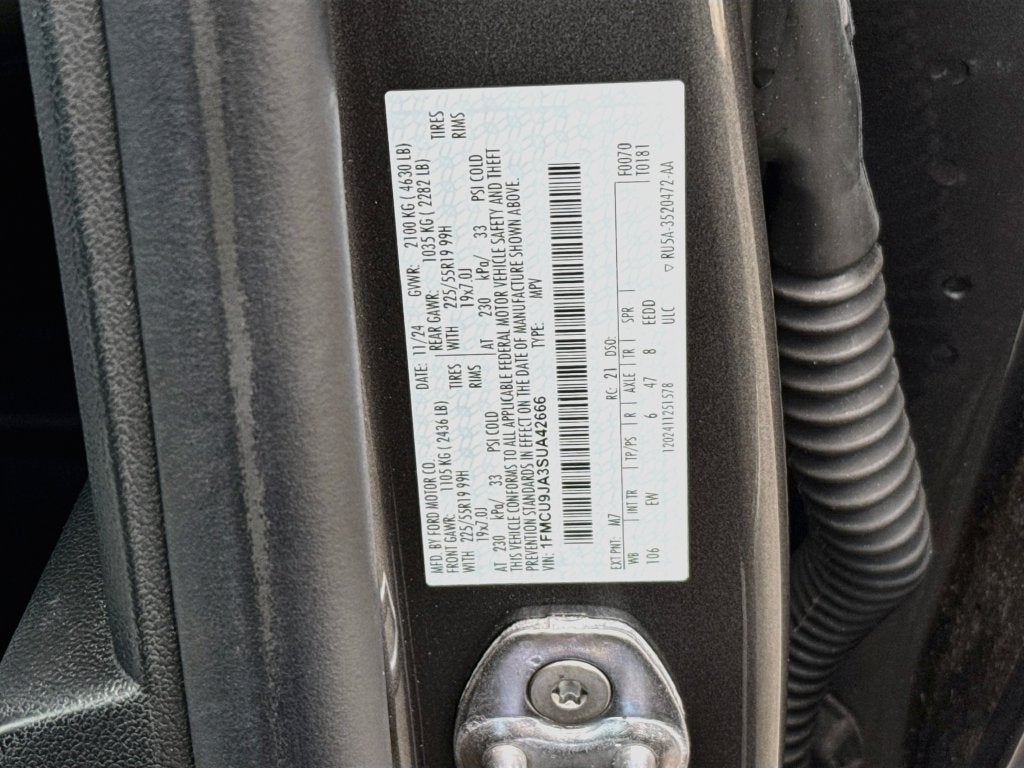 2025 Ford Escape Platinum