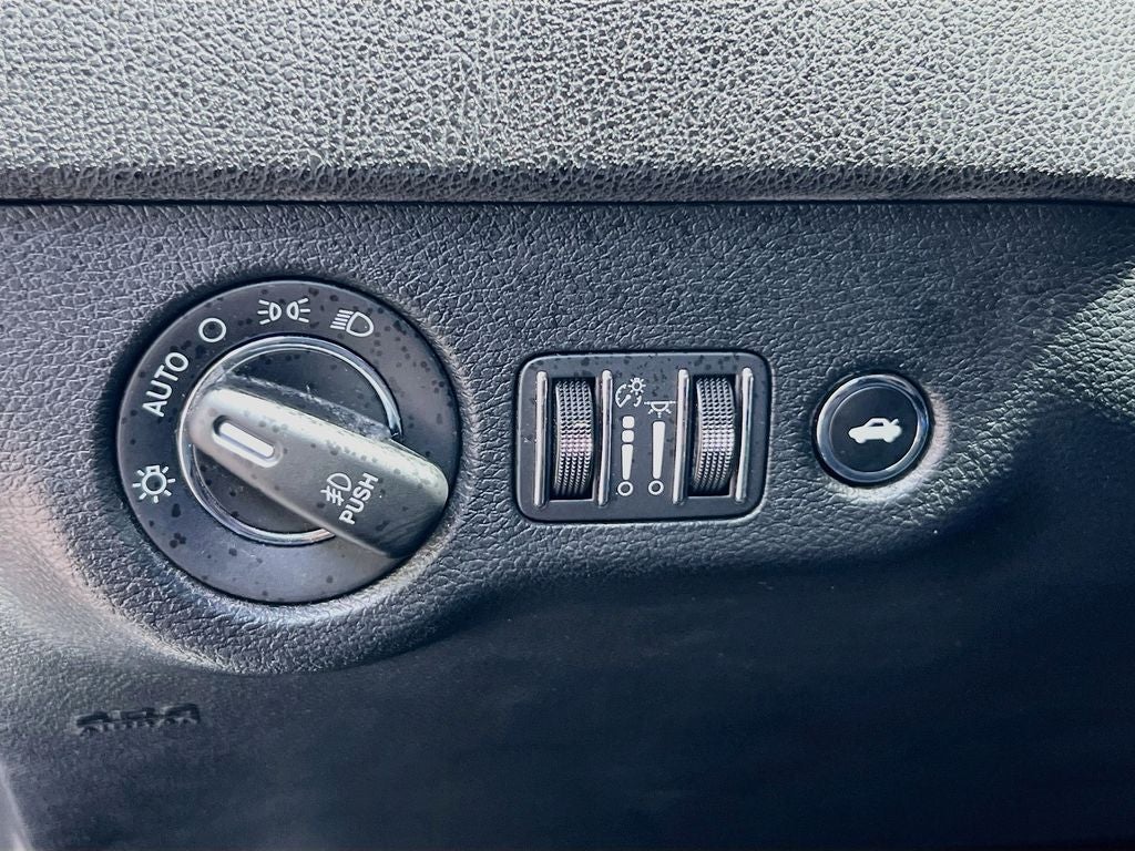 2023 Chrysler 300 S