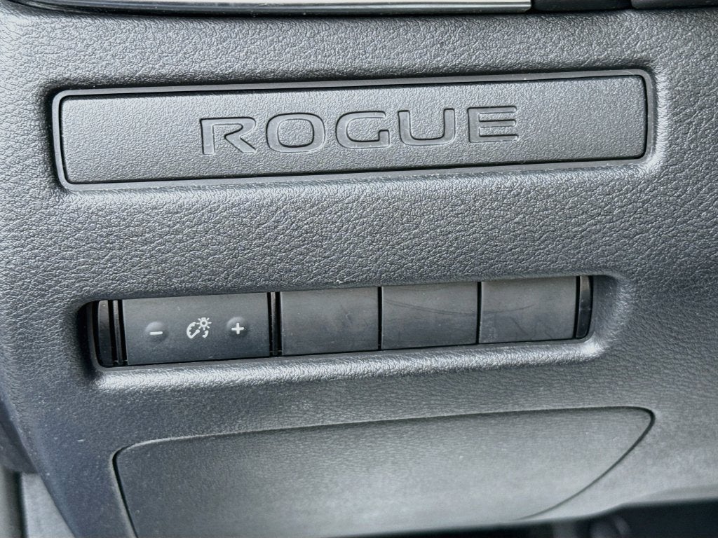 2021 Nissan Rogue S
