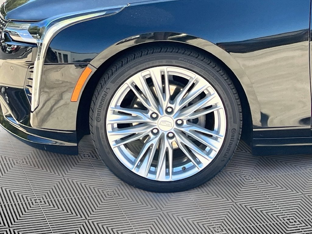 2023 Cadillac CT4 Premium Luxury