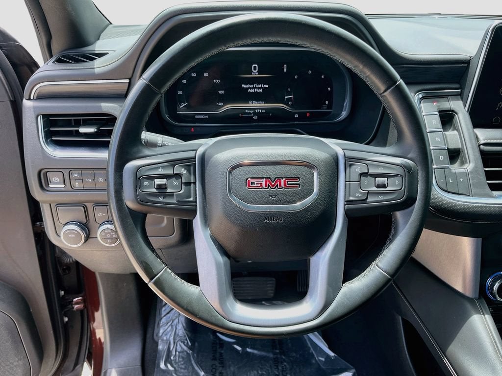 2023 GMC Yukon SLT