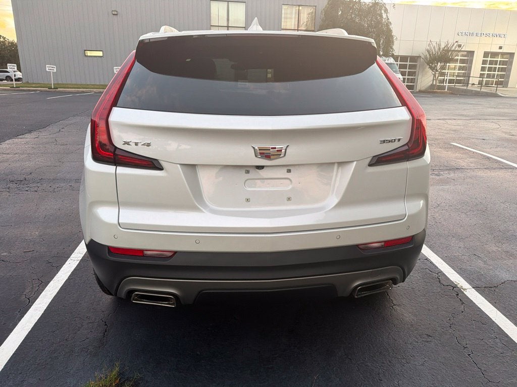 2023 Cadillac XT4 FWD Premium Luxury