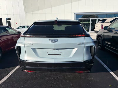 2024 Cadillac LYRIQ Luxury 1