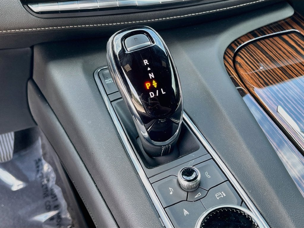 2023 Cadillac Escalade ESV RWD Luxury