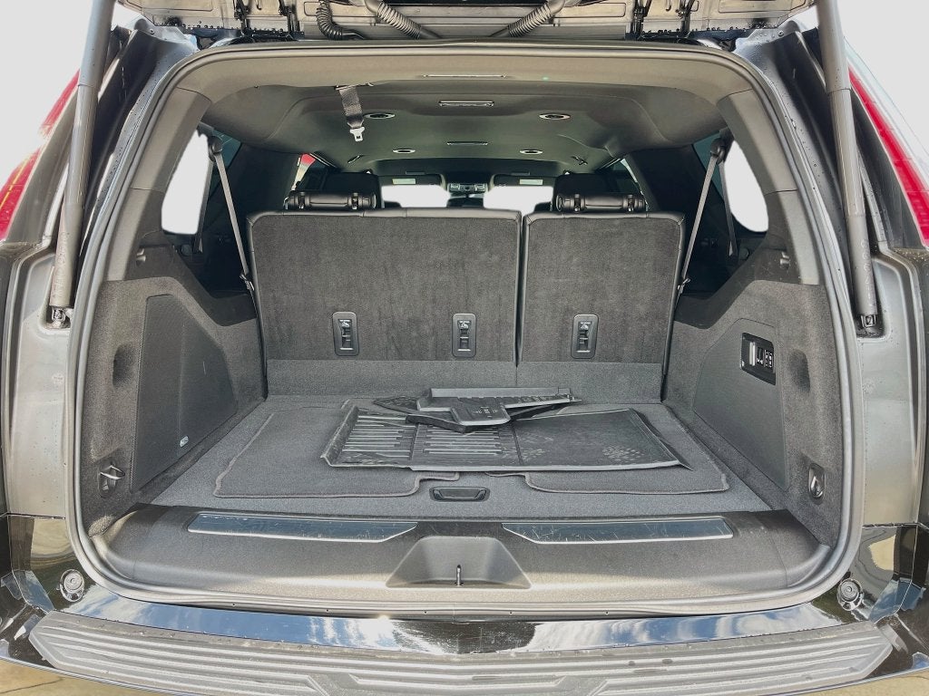 2023 Cadillac Escalade ESV RWD Luxury