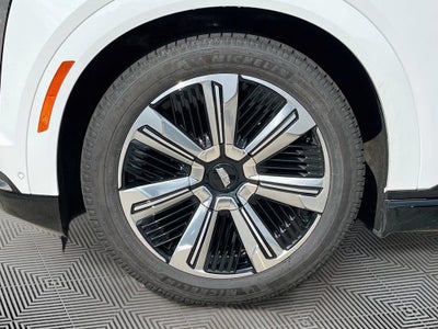 2025 Cadillac ESCALADE IQ Luxury 2