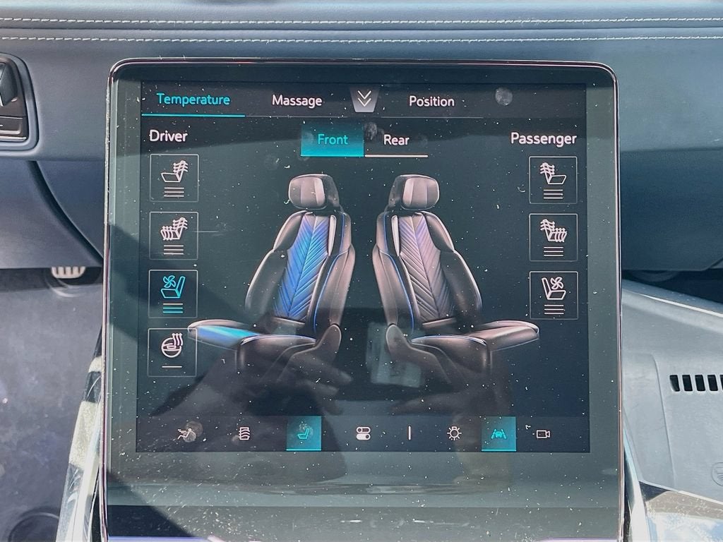 2025 Cadillac ESCALADE IQ Luxury 2