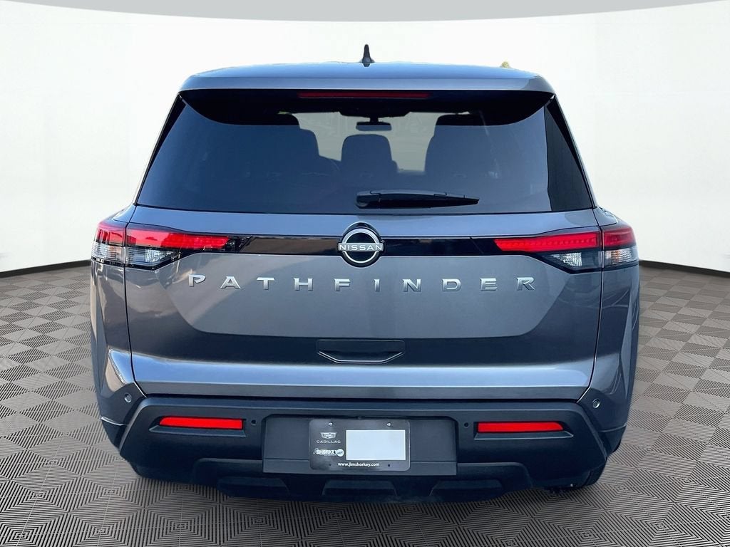 2025 Nissan Pathfinder S