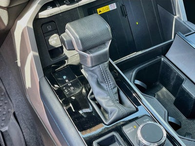 2022 Toyota Tundra 4WD Platinum Hybrid