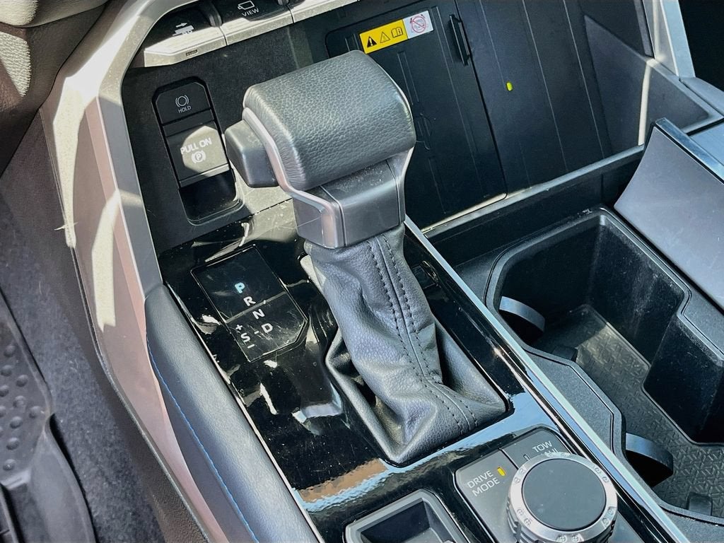 2022 Toyota Tundra 4WD Platinum Hybrid