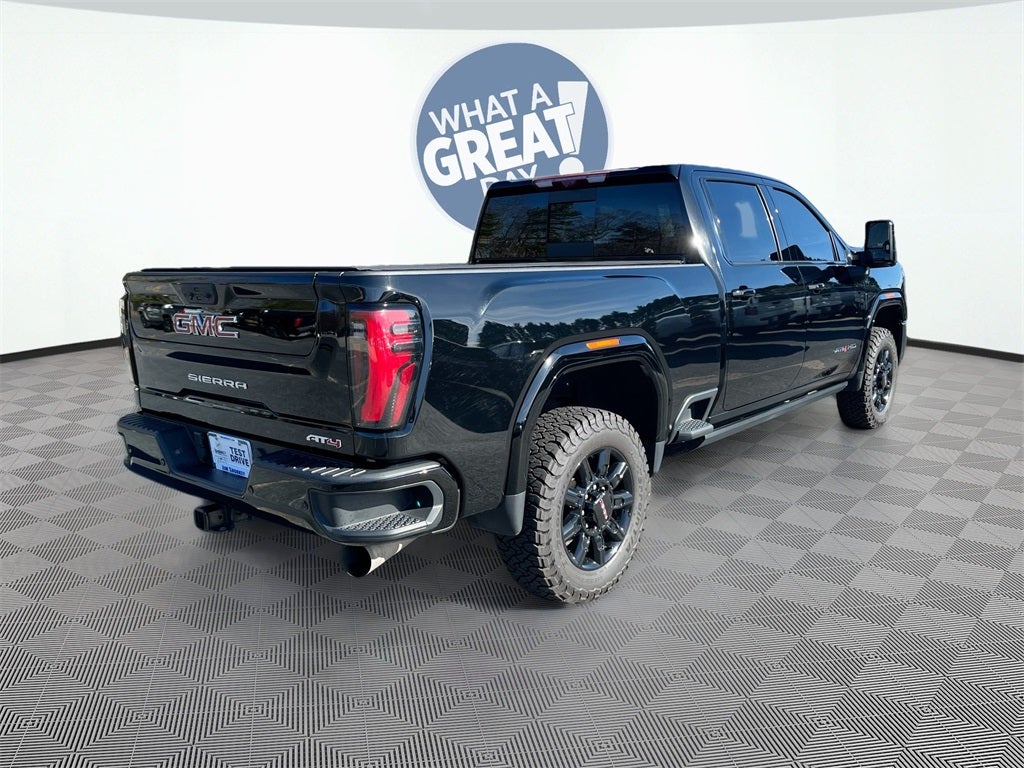 2024 GMC Sierra 2500HD AT4