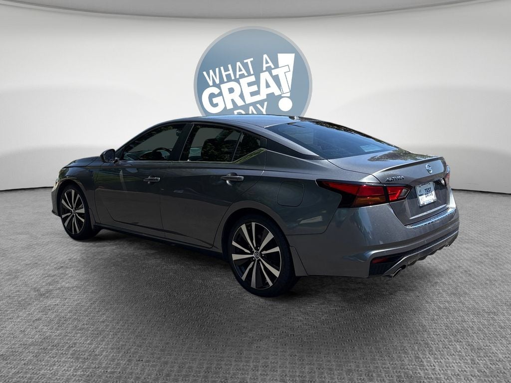 2022 Nissan Altima 2.5 SR
