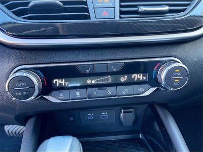 2025 Nissan Altima 2.5 SR