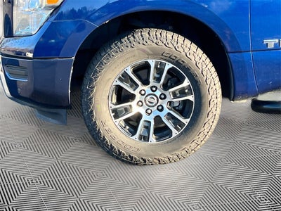 2021 Nissan Titan SV