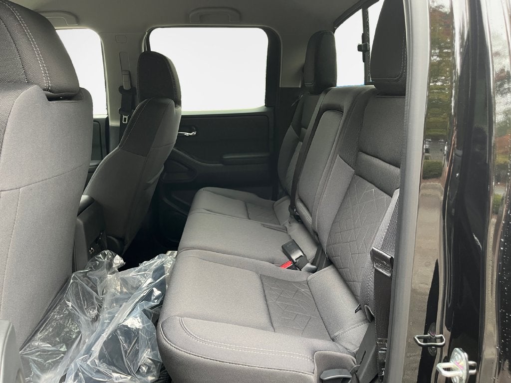 2027 Nissan Frontier SV