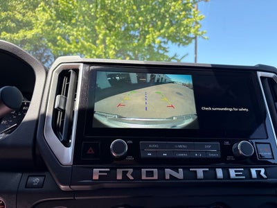 2025 Nissan Frontier SV