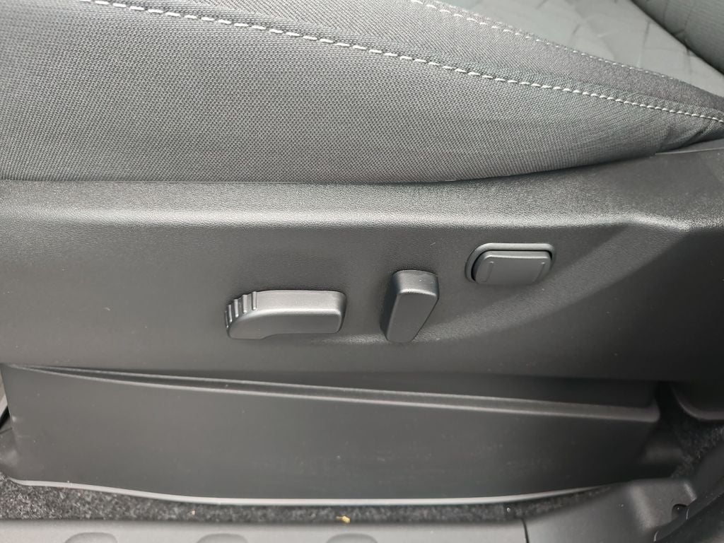 2026 Nissan Frontier SV - Photo 13