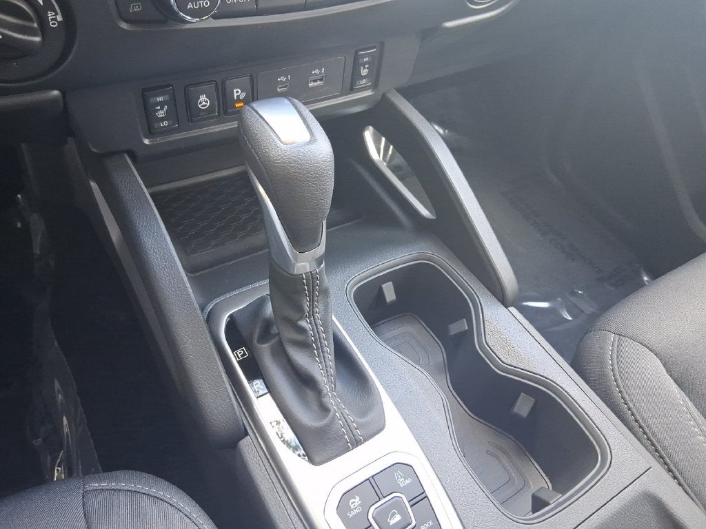 2027 Nissan Frontier SV