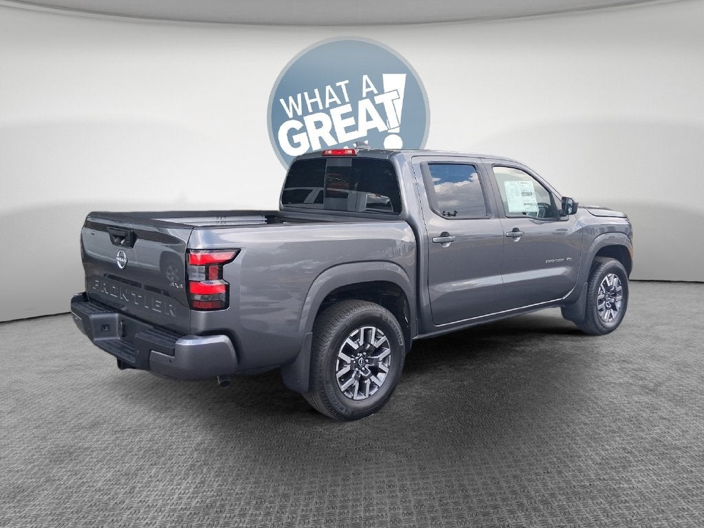 2027 Nissan Frontier SV