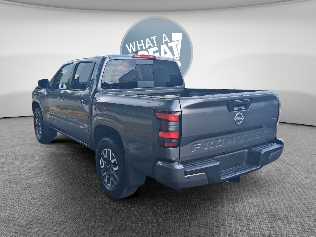 2027 Nissan Frontier SV