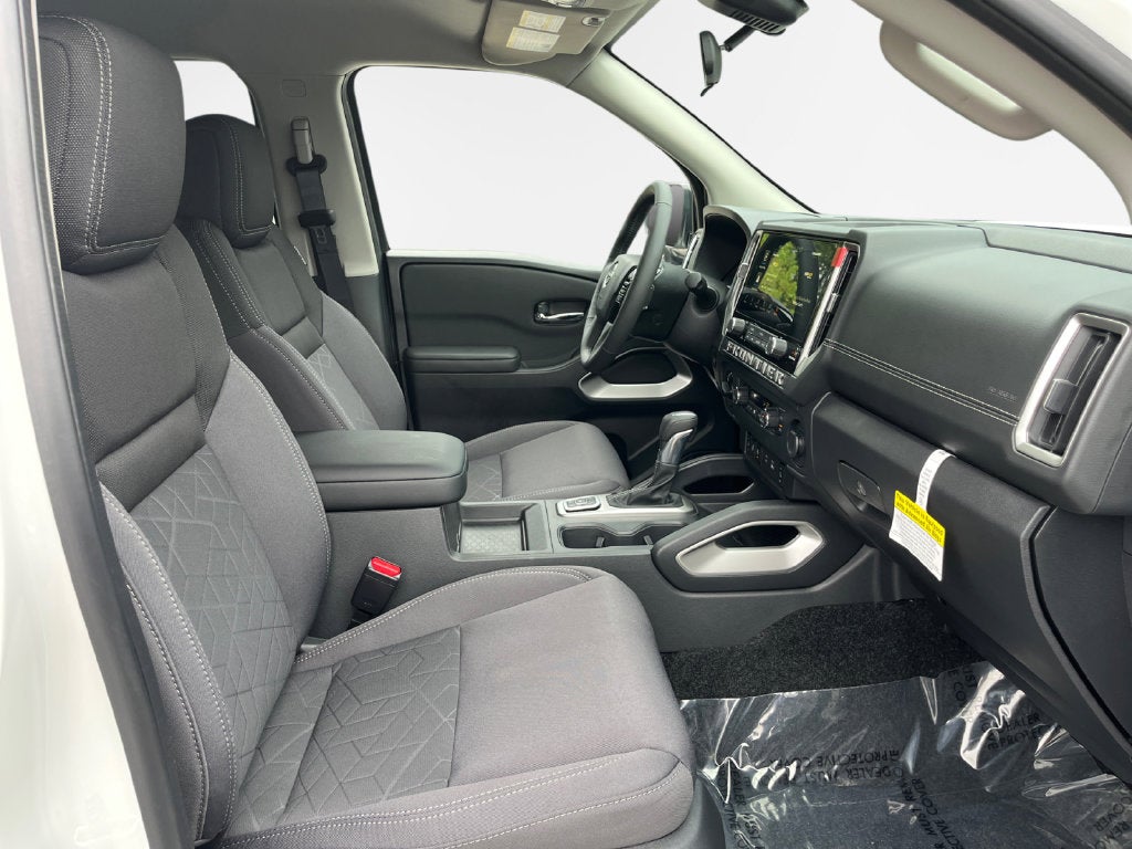 2027 Nissan Frontier SV