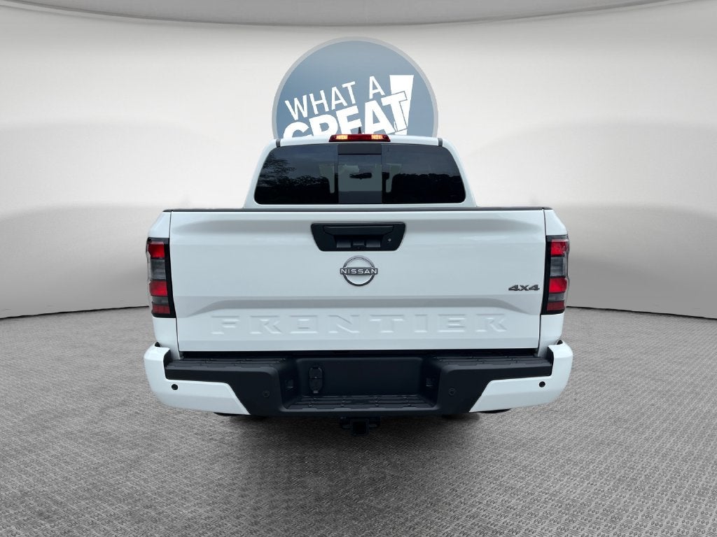 2027 Nissan Frontier SV