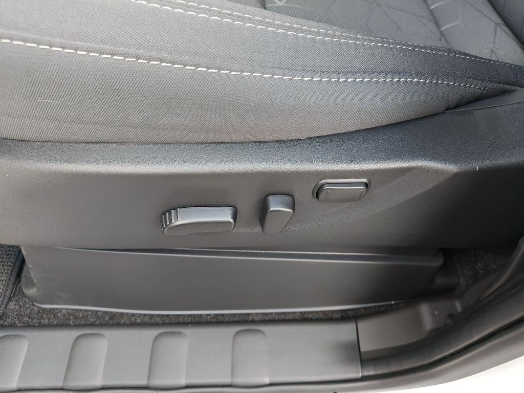2026 Nissan Frontier SV - Photo 13