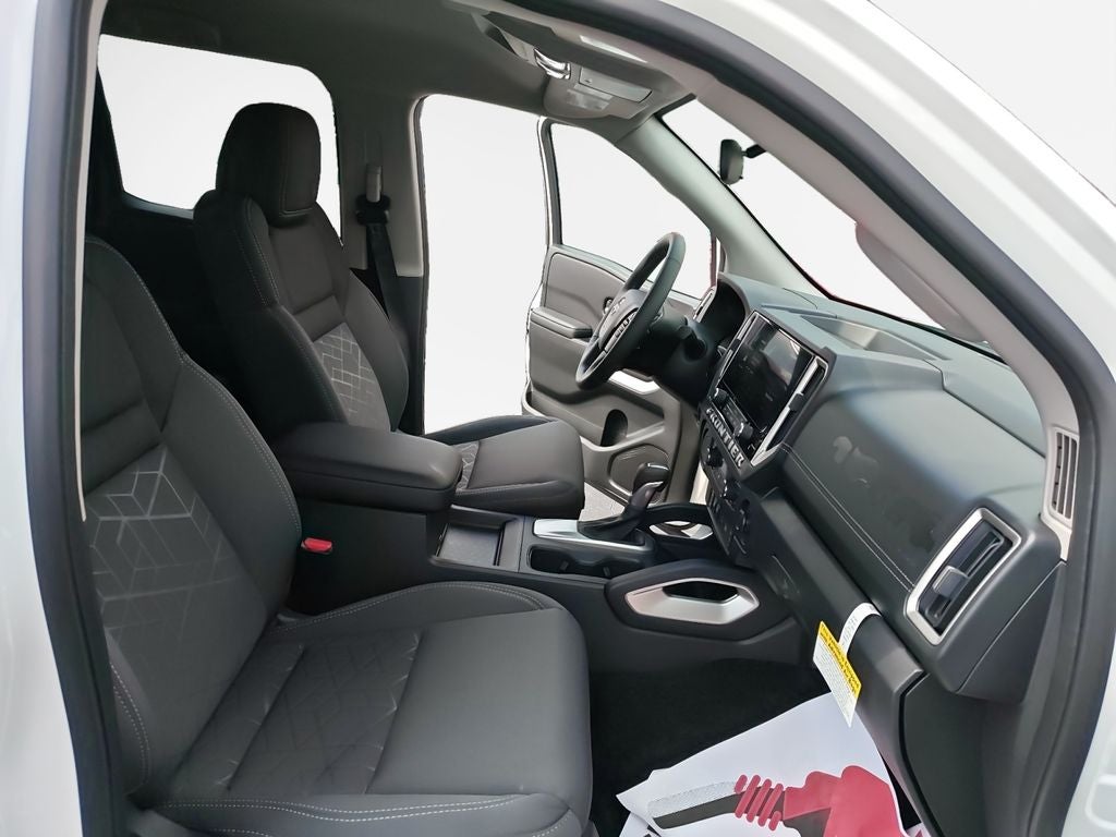 2026 Nissan Frontier SV - Photo 24