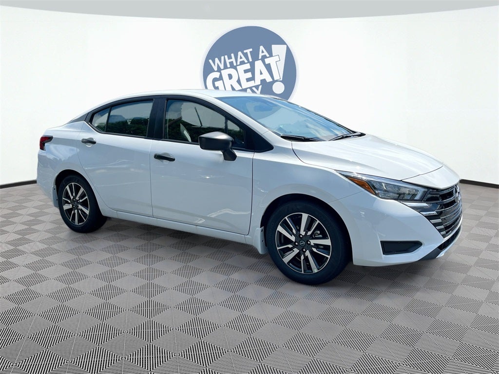2025 Nissan Versa 1.6 S