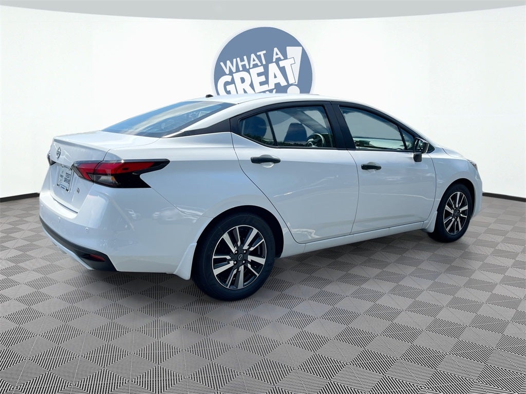 2025 Nissan Versa 1.6 S