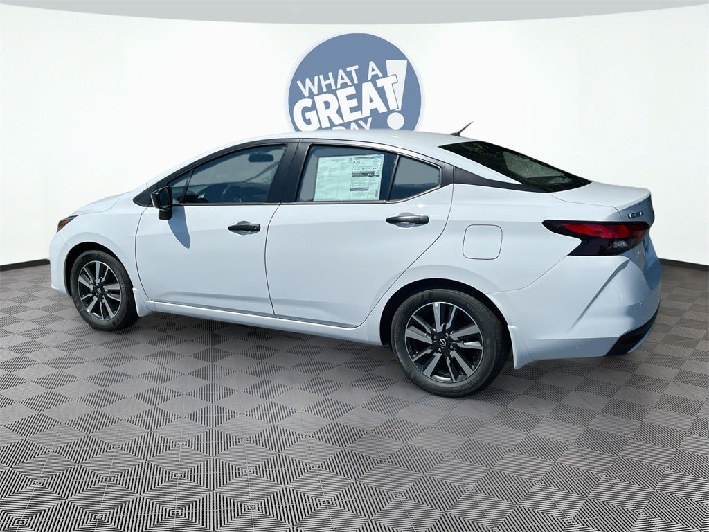 2025 Nissan Versa 1.6 S