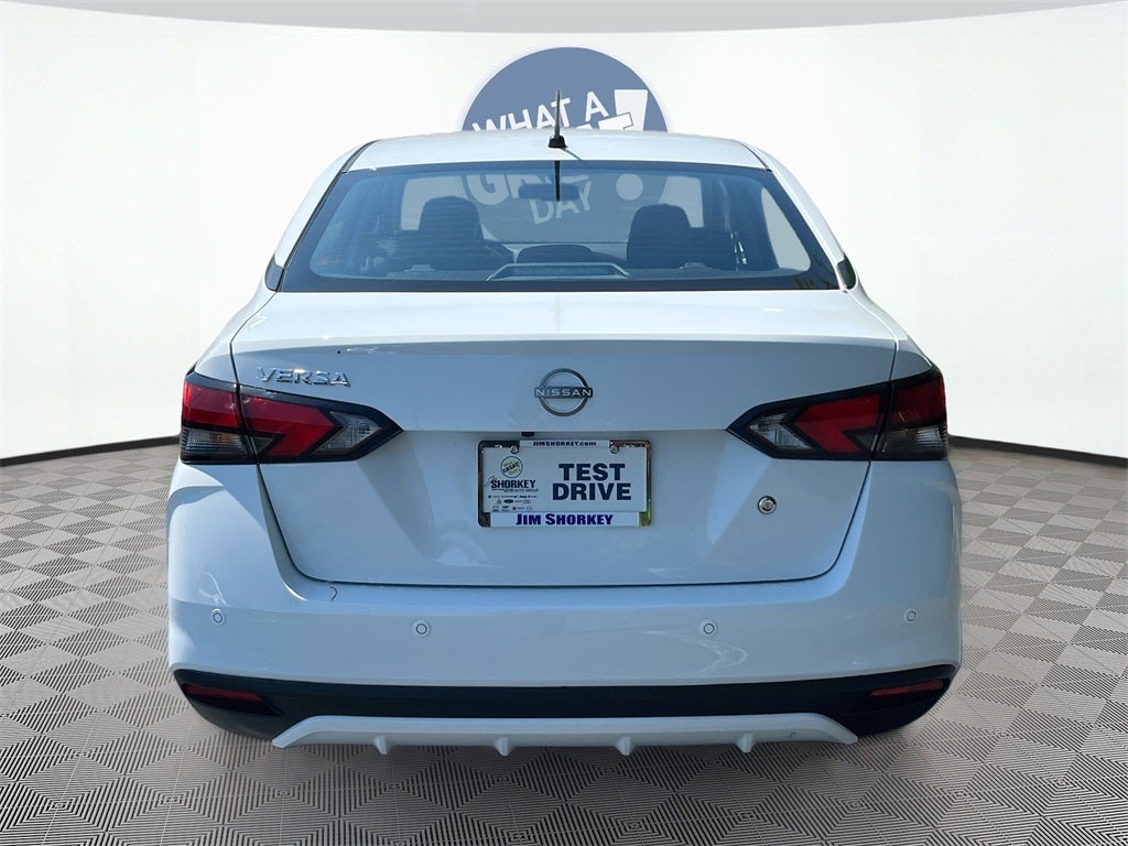2025 Nissan Versa 1.6 S