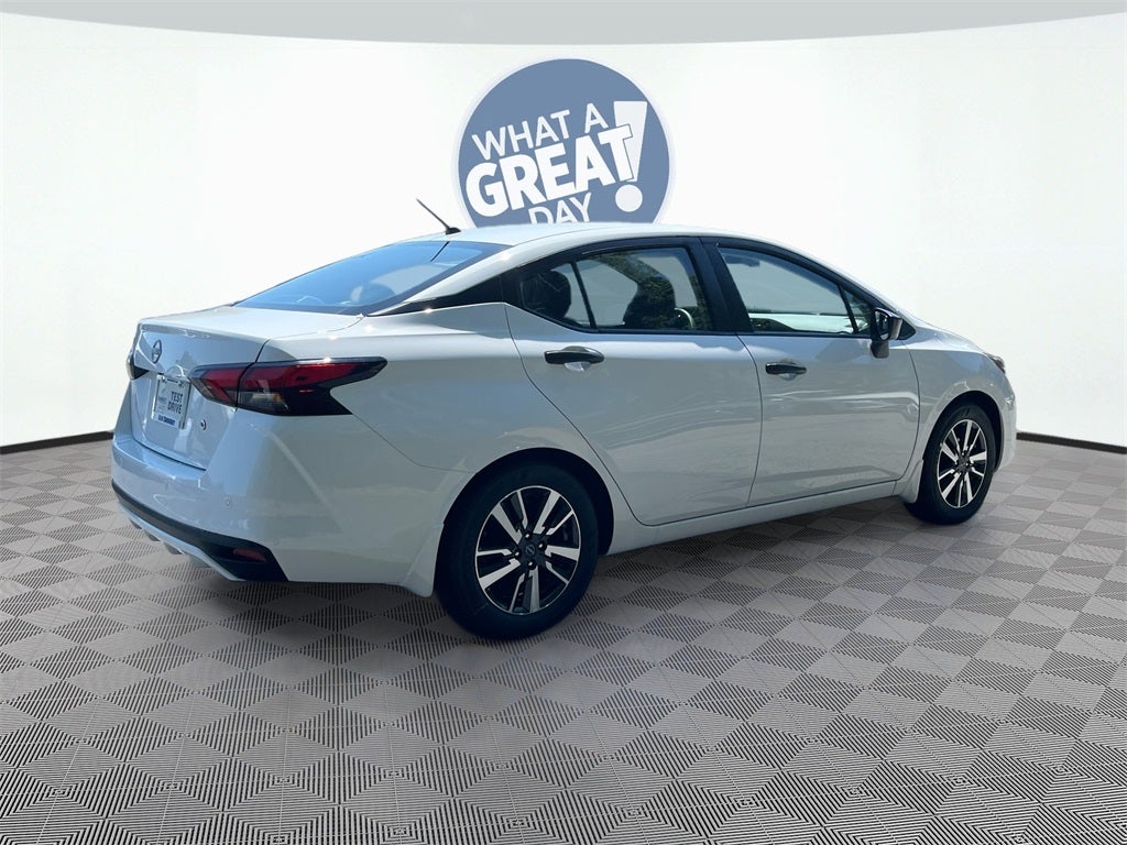 2025 Nissan Versa 1.6 S