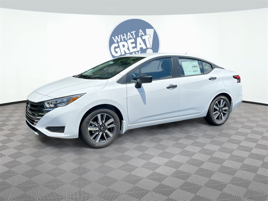 2025 Nissan Versa 1.6 S