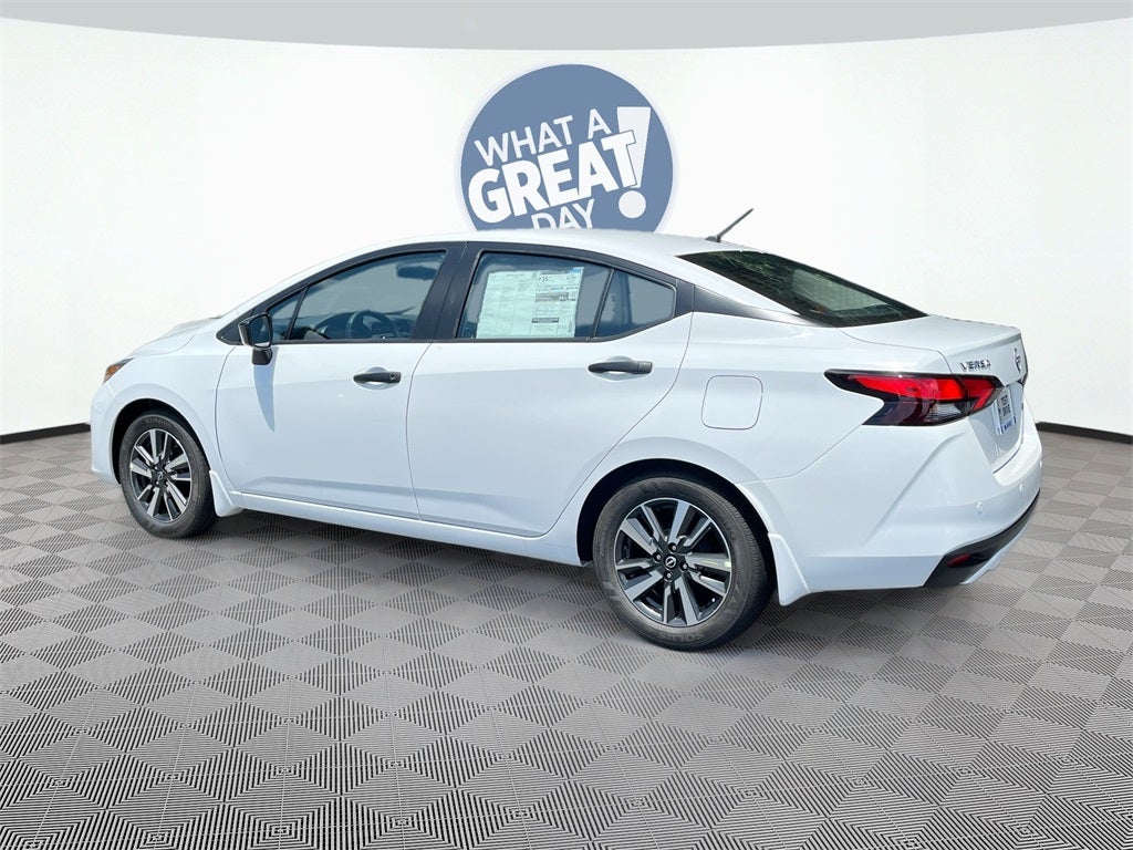 2025 Nissan Versa 1.6 S