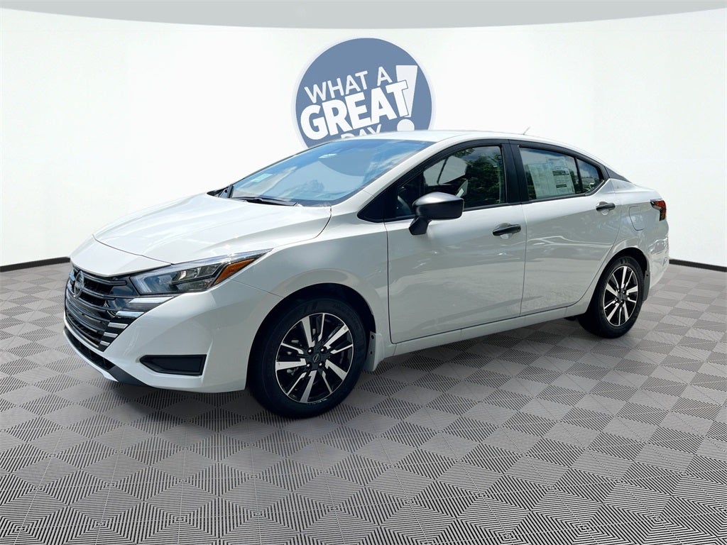 2025 Nissan Versa 1.6 S
