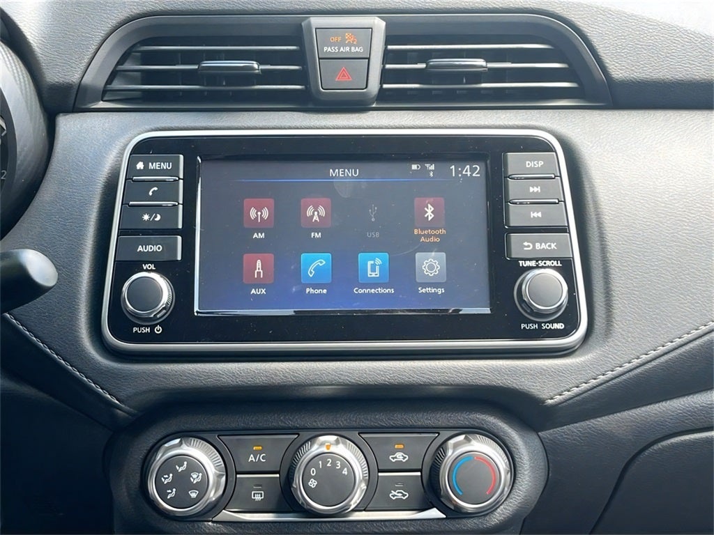 2025 Nissan Versa 1.6 S