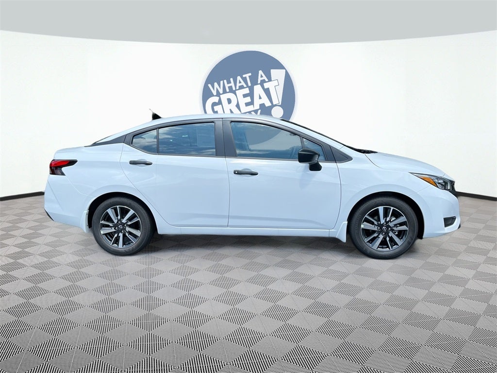 2025 Nissan Versa 1.6 S