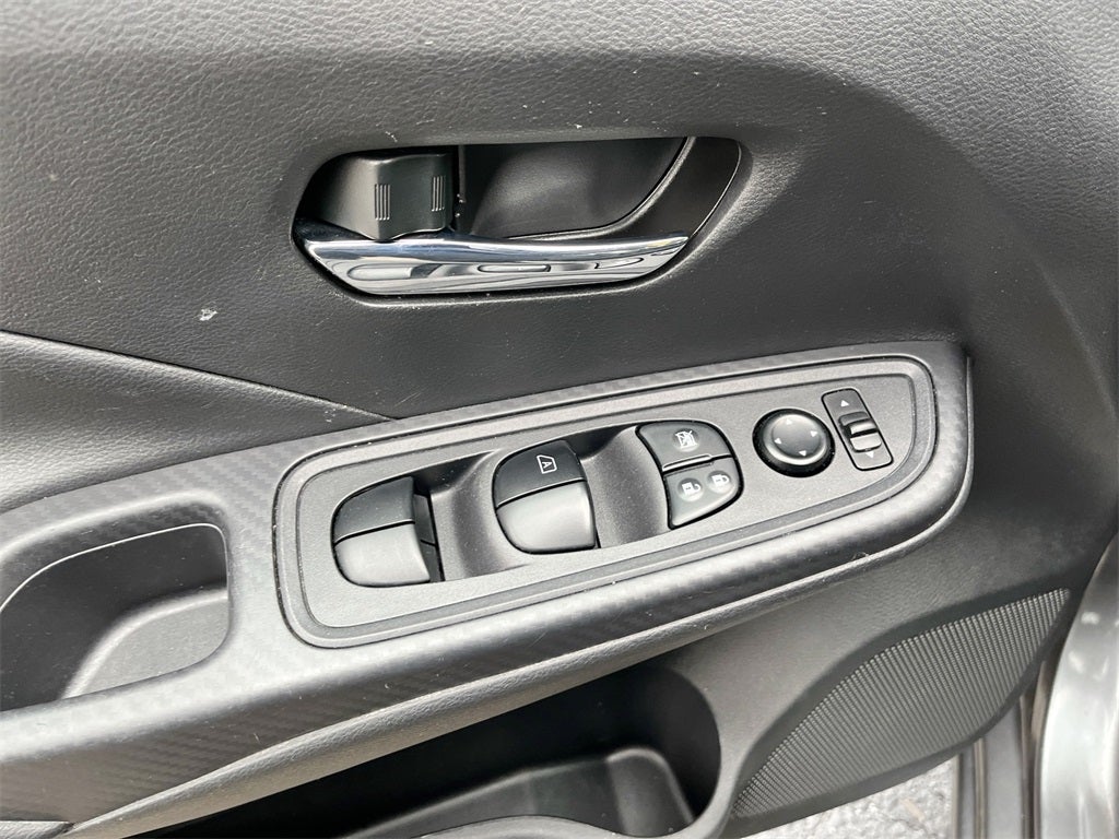 2023 Nissan Versa 1.6 SV