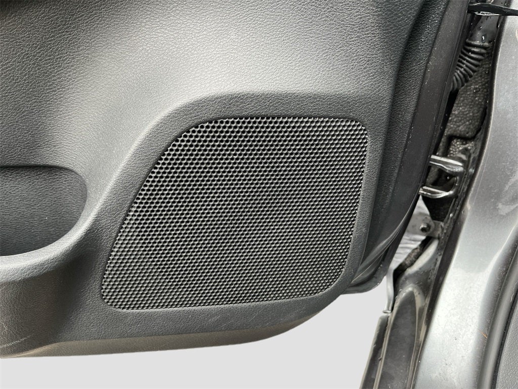 2023 Nissan Versa 1.6 SV