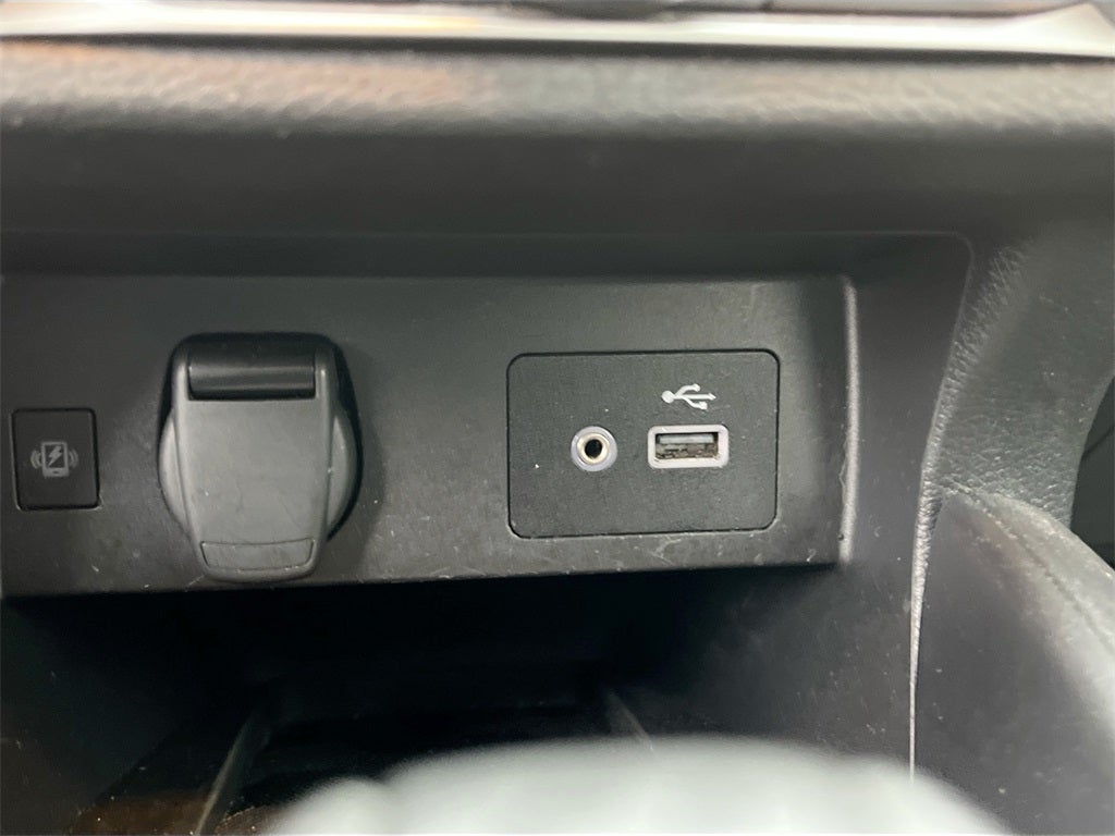 2023 Nissan Versa 1.6 SV