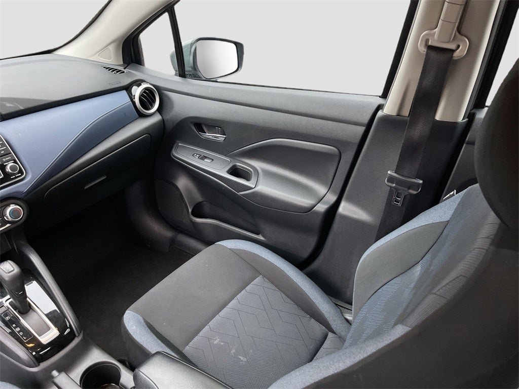 2023 Nissan Versa 1.6 SV