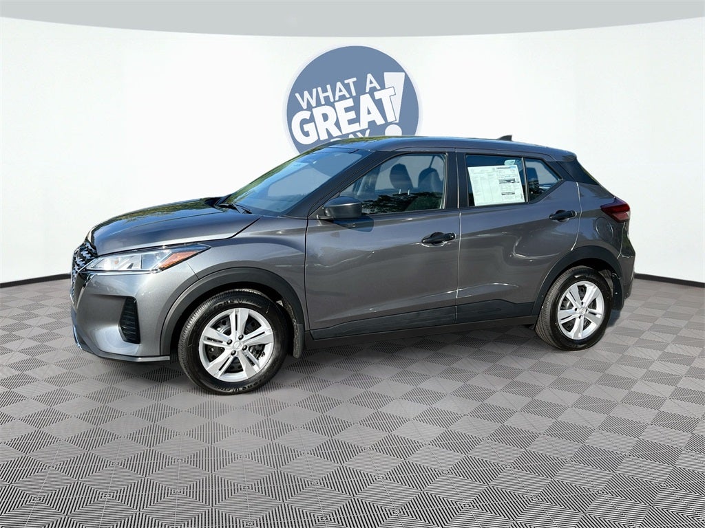 2025 Nissan Kicks Play S