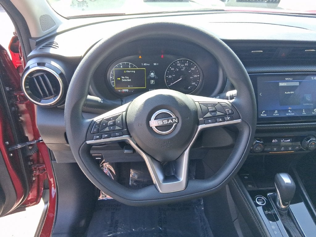 2022 Nissan Kicks SV