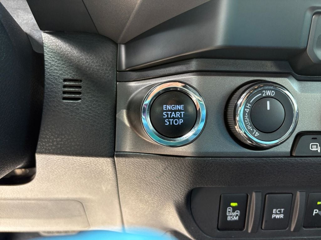 2023 Toyota Tacoma V6