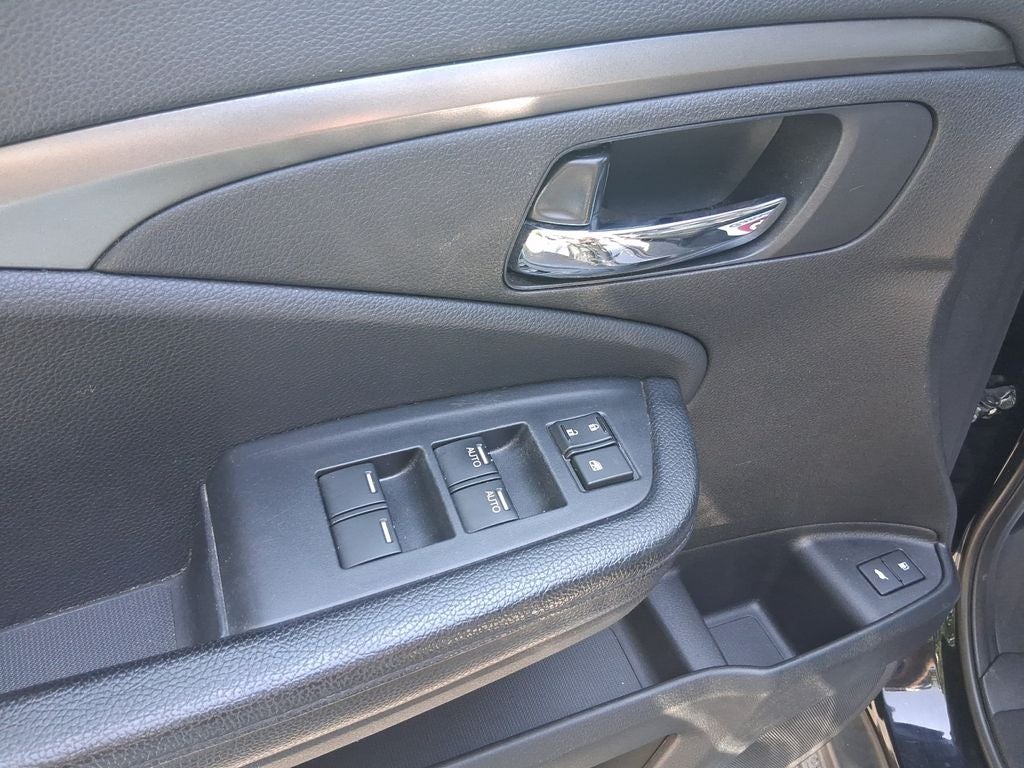 2016 Honda Pilot EX-L w/Navigation
