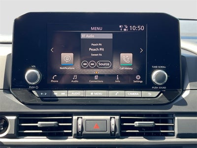 2025 Nissan Pathfinder S