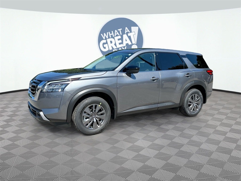 2025 Nissan Pathfinder S