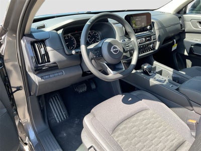 2025 Nissan Pathfinder S