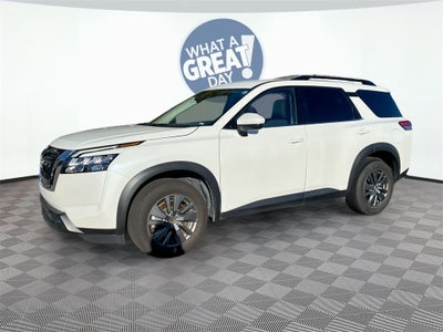 2024 Nissan Pathfinder SV
